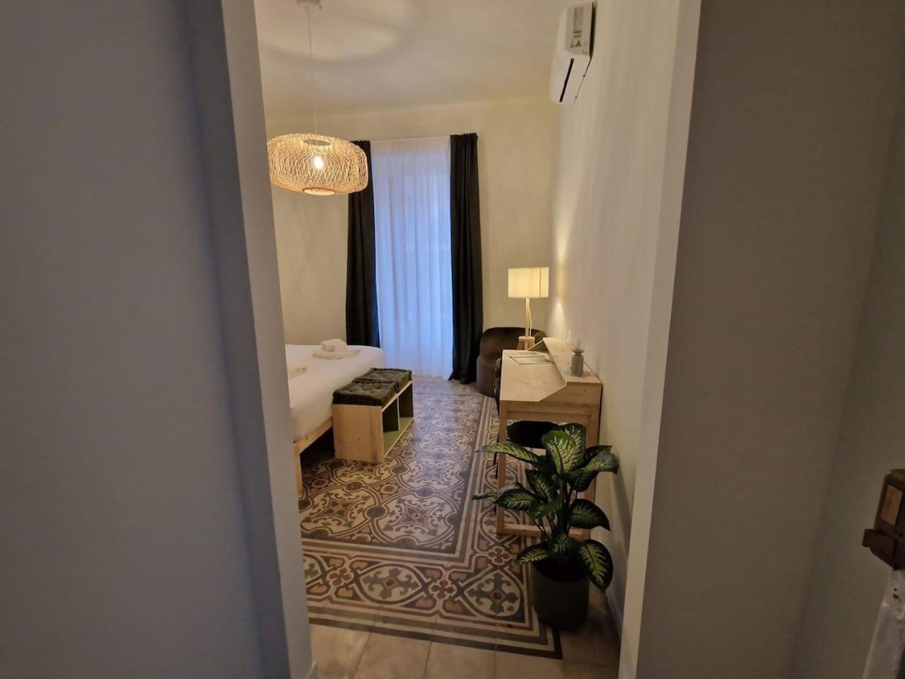 Lostabile Guesthouse & Coworking Bari Extérieur photo