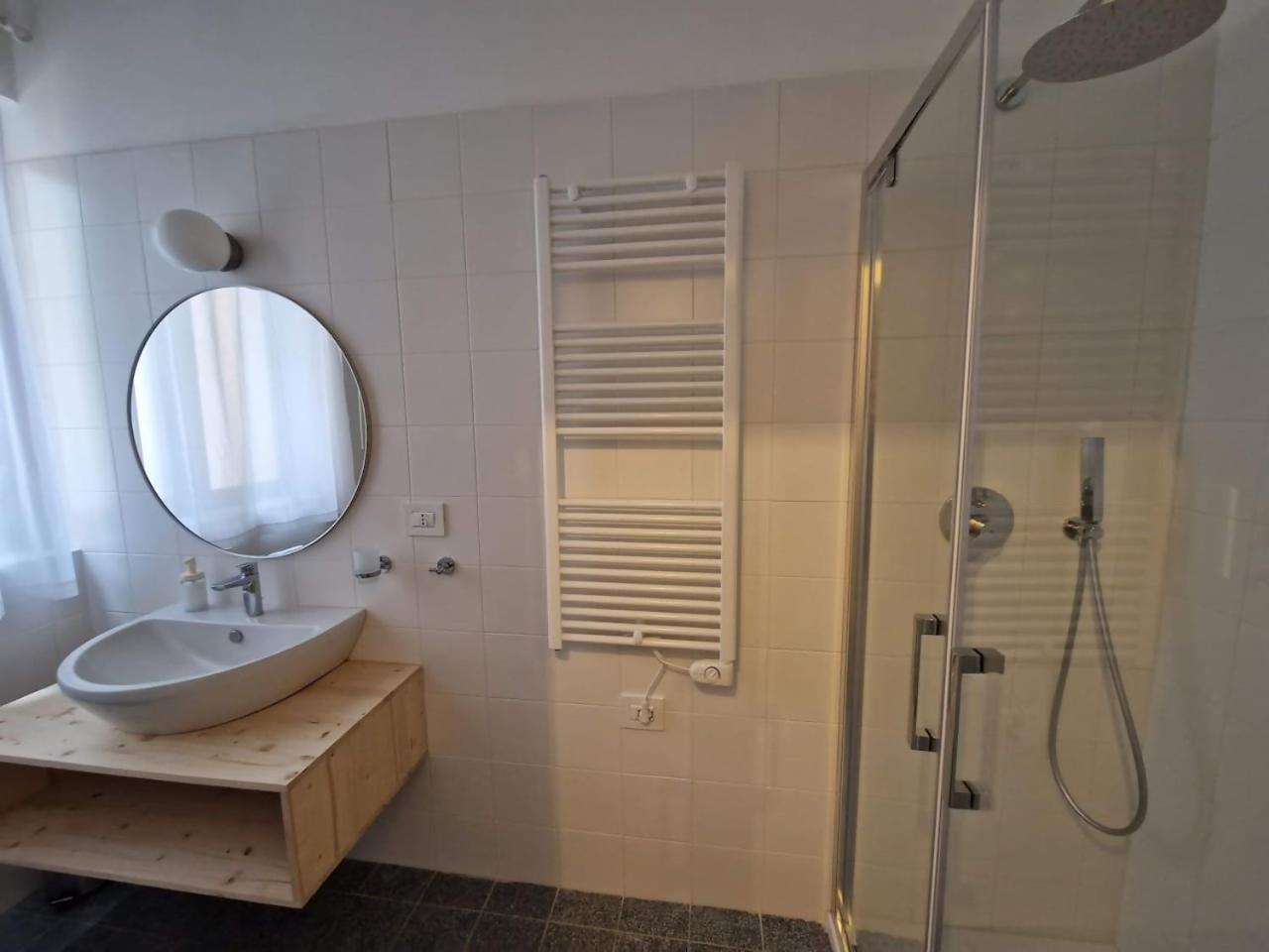Lostabile Guesthouse & Coworking Bari Extérieur photo