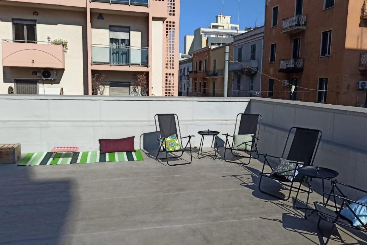Lostabile Guesthouse & Coworking Bari Extérieur photo