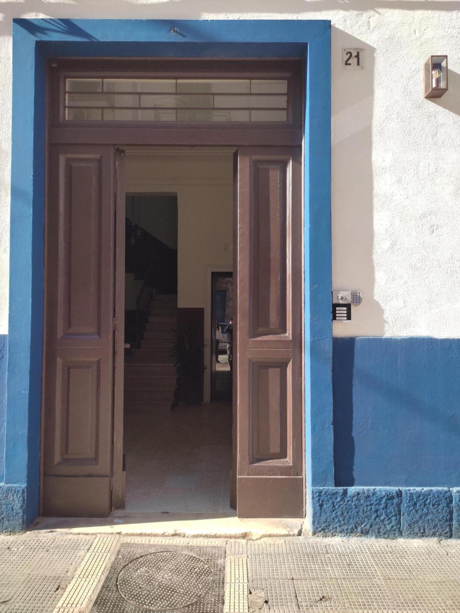 Lostabile Guesthouse & Coworking Bari Extérieur photo