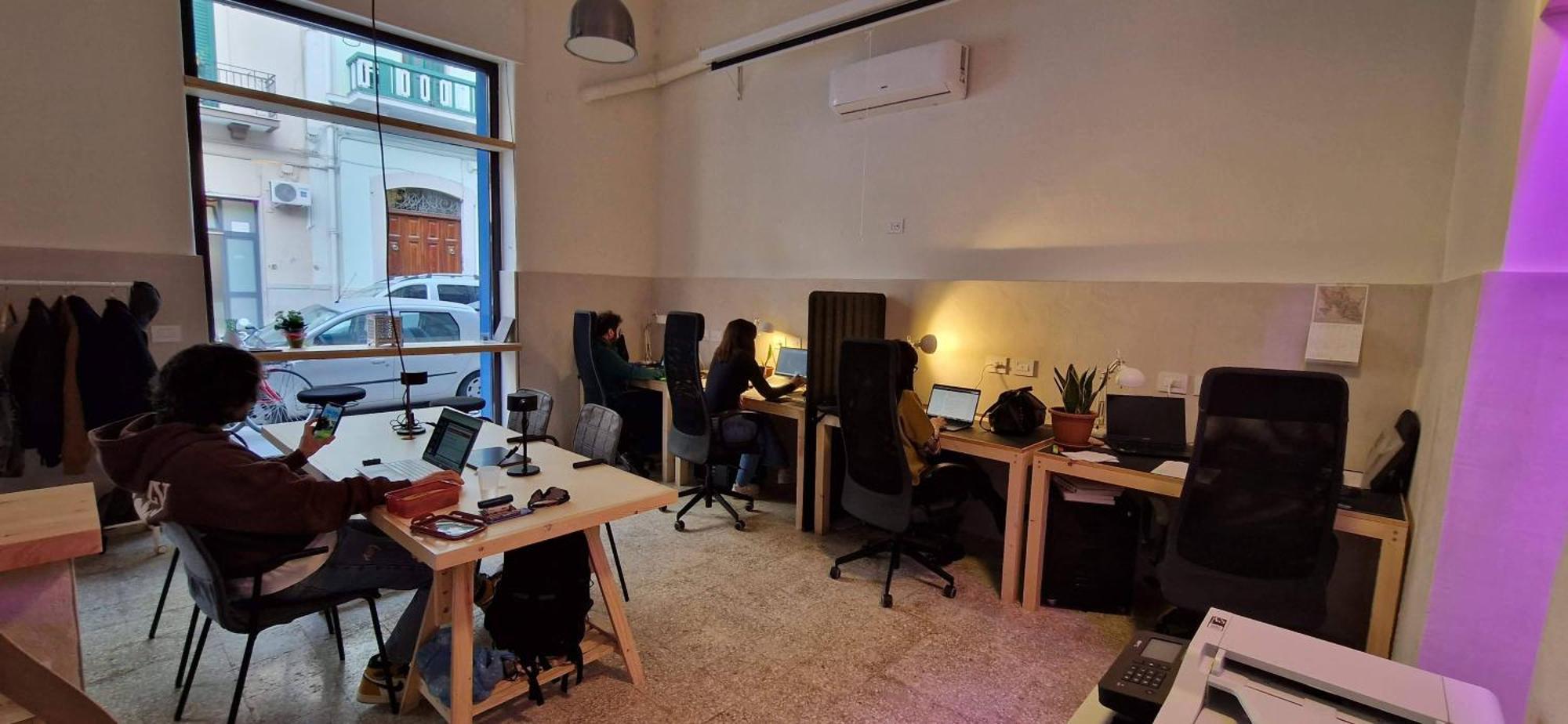 Lostabile Guesthouse & Coworking Bari Extérieur photo